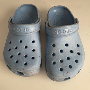 light blue crocs size 4